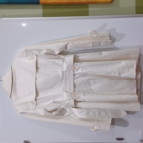 Jessica Simpson Medium creame/off white Short Cotton/polyester trenchcoat. - Picture 8 of 12